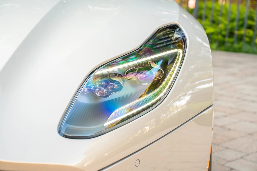 2019 Aston Martin DB11 Volante - Image 31 of 31