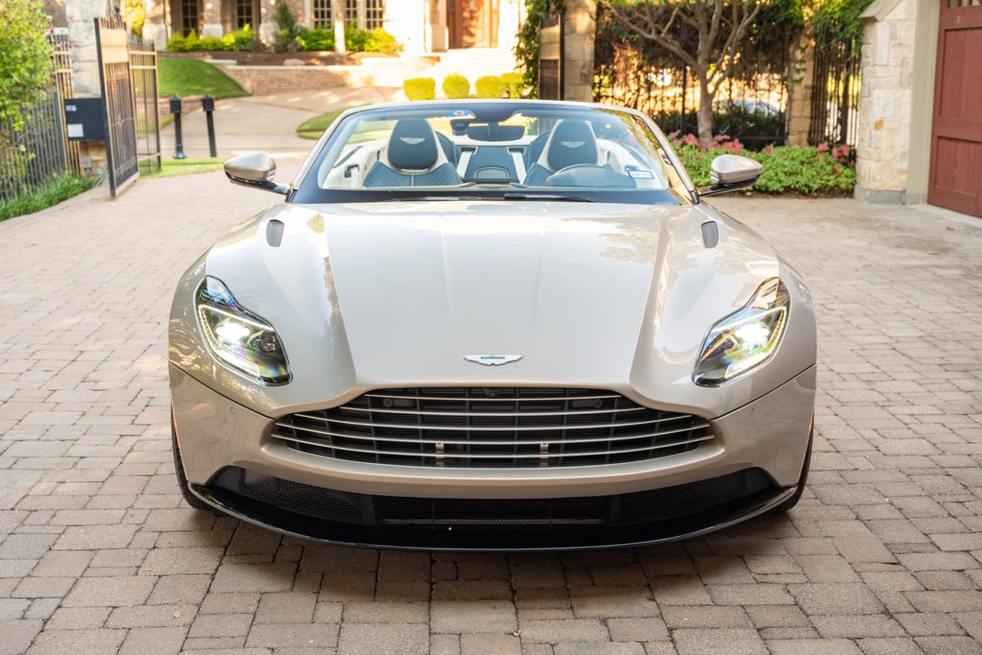 2019 Aston Martin DB11 Volante - Image 3 of 31