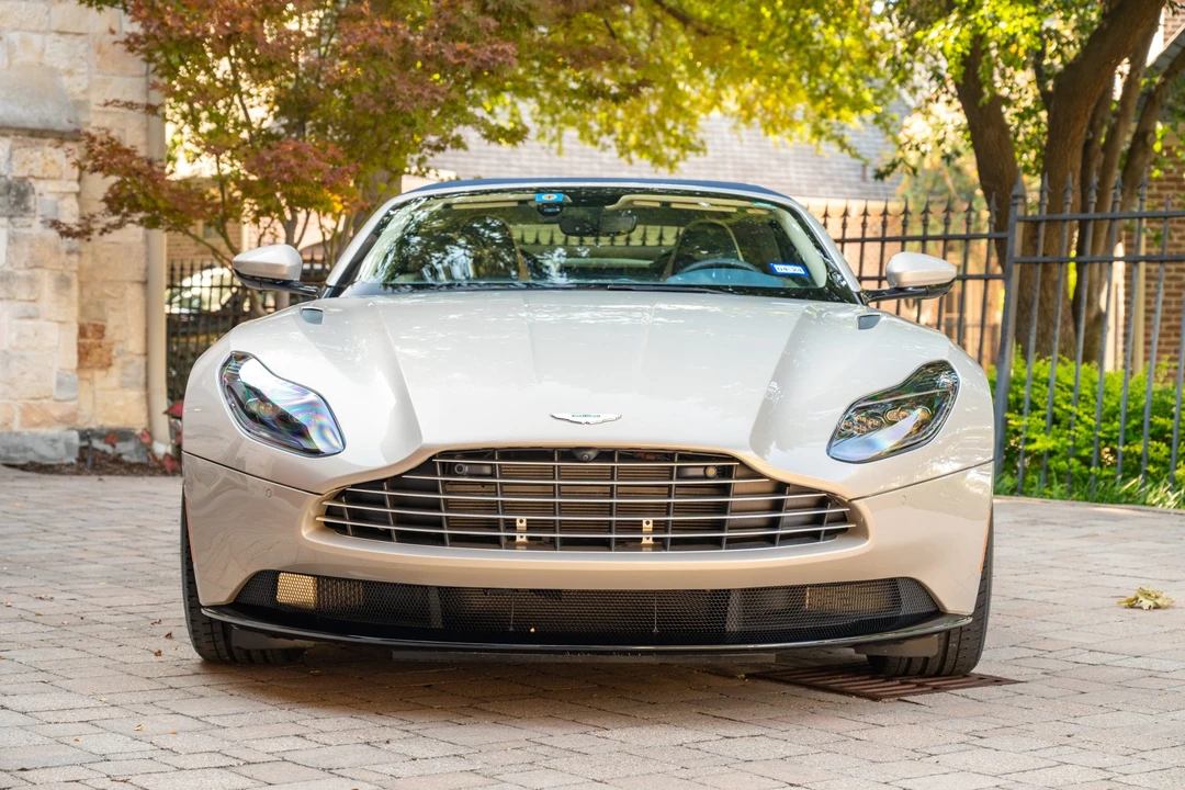 2019 Aston Martin DB11 Volante - Image 10 of 31