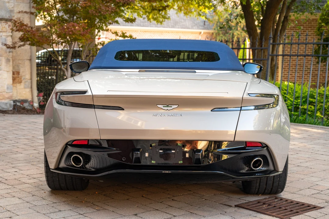 2019 Aston Martin DB11 Volante - Image 14 of 31