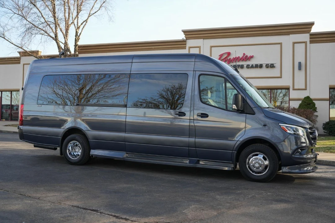2021 Mercedes-Benz VS30 Sprinter - Image 3 of 8