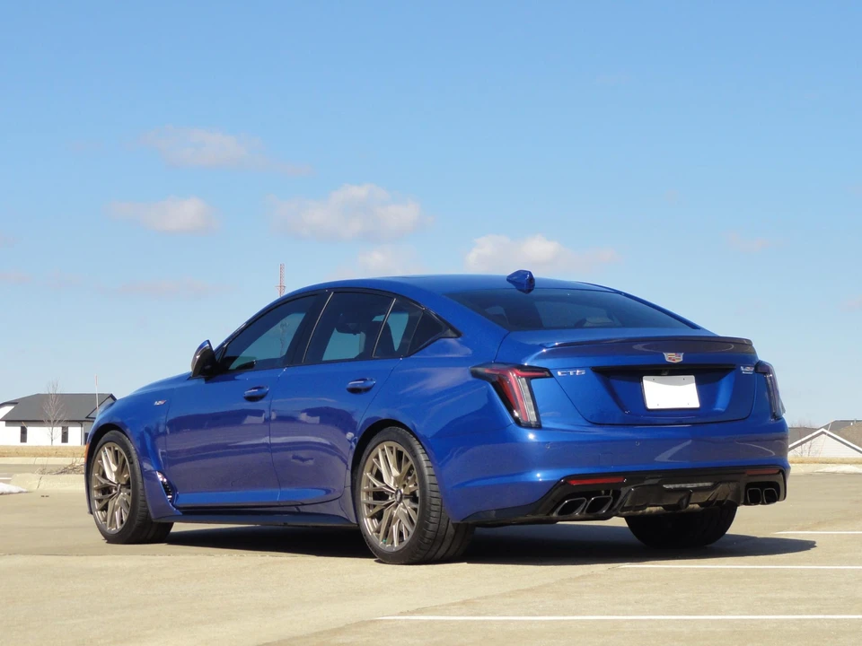 2022 Cadillac CT5-V Blackwing - Image 13 of 31