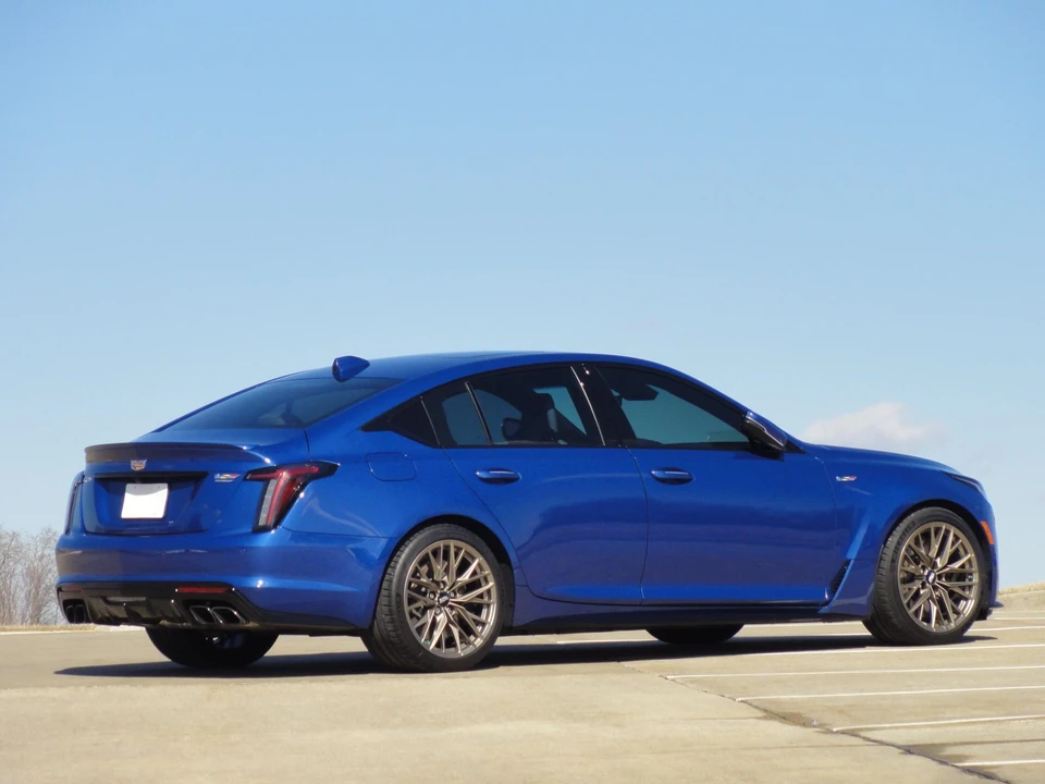 2022 Cadillac CT5-V Blackwing - Image 20 of 31