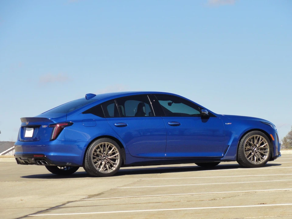 2022 Cadillac CT5-V Blackwing - Image 21 of 31