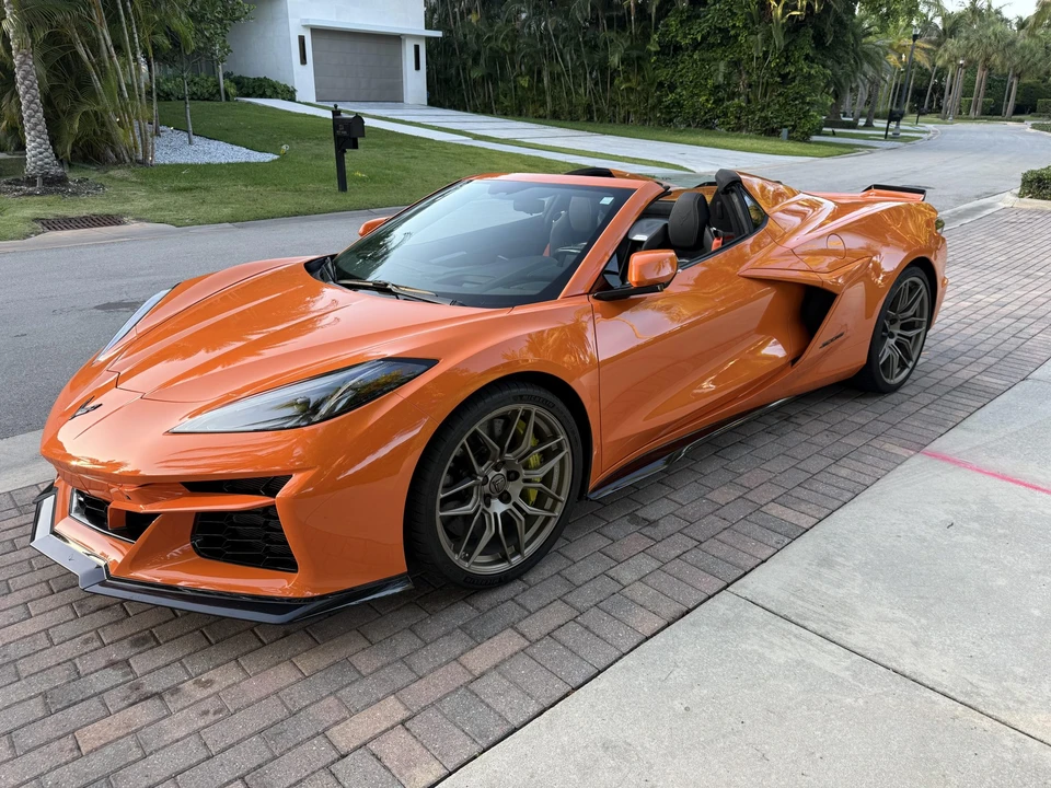 2023 Chevrolet Corvette C8 Z06 - Image 18 of 31