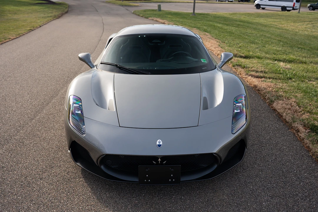 2023 Maserati MC20 - Image 18 of 31