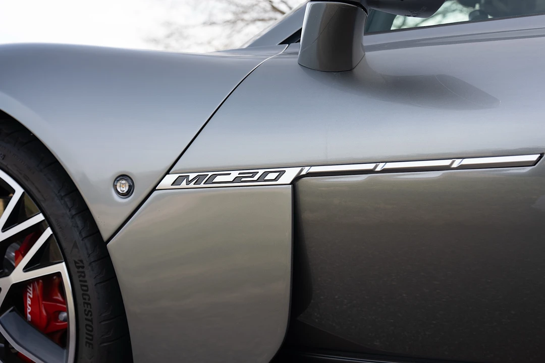 2023 Maserati MC20 - Image 30 of 31