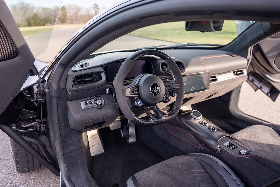 2023 Maserati MC20 - Image 4 of 31