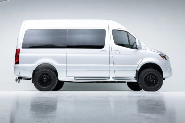 2023 Mercedes-Benz VS30 Sprinter - Image 3 of 8