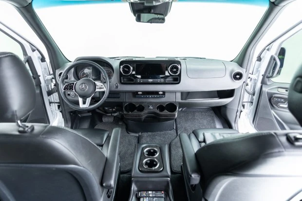2023 Mercedes-Benz VS30 Sprinter - Image 5 of 8