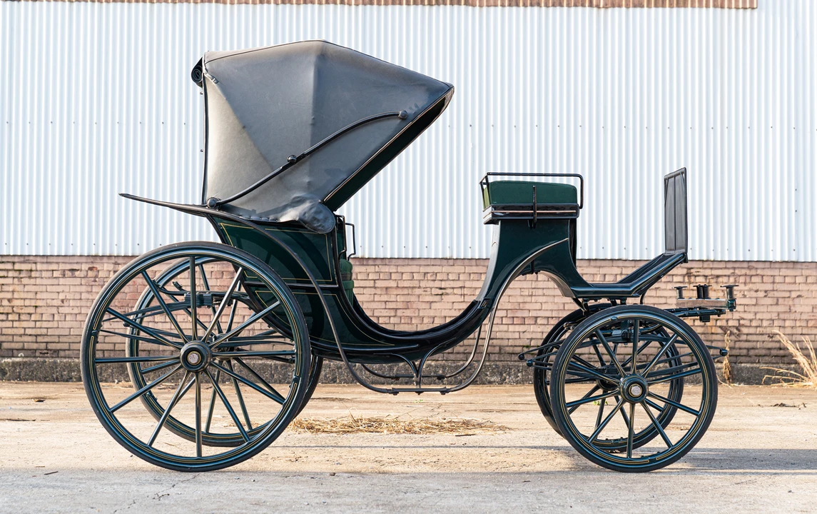 1900 Studebaker - Image 2 of 10