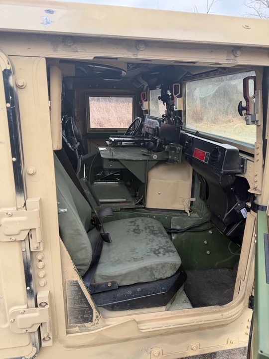 1901 AM General Hummer - Image 8 of 15