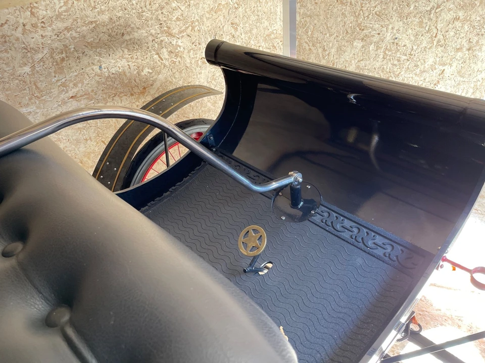 1901 Oldsmobile - Image 15 of 21