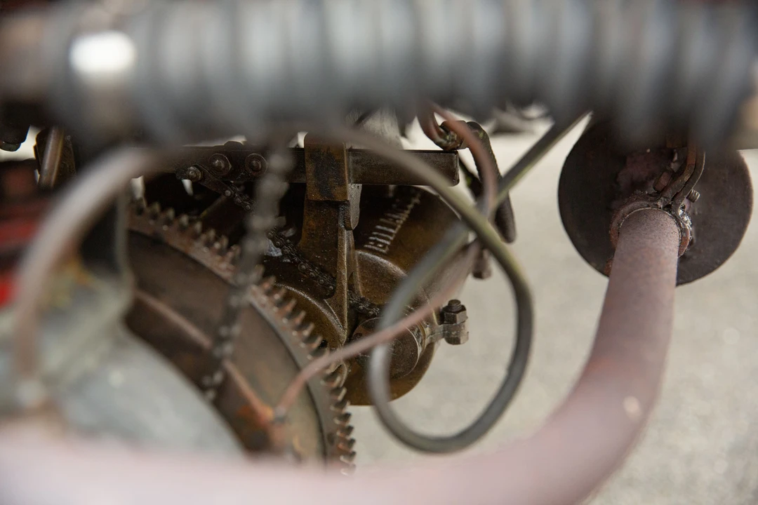 1901 Renault - Image 2 of 31
