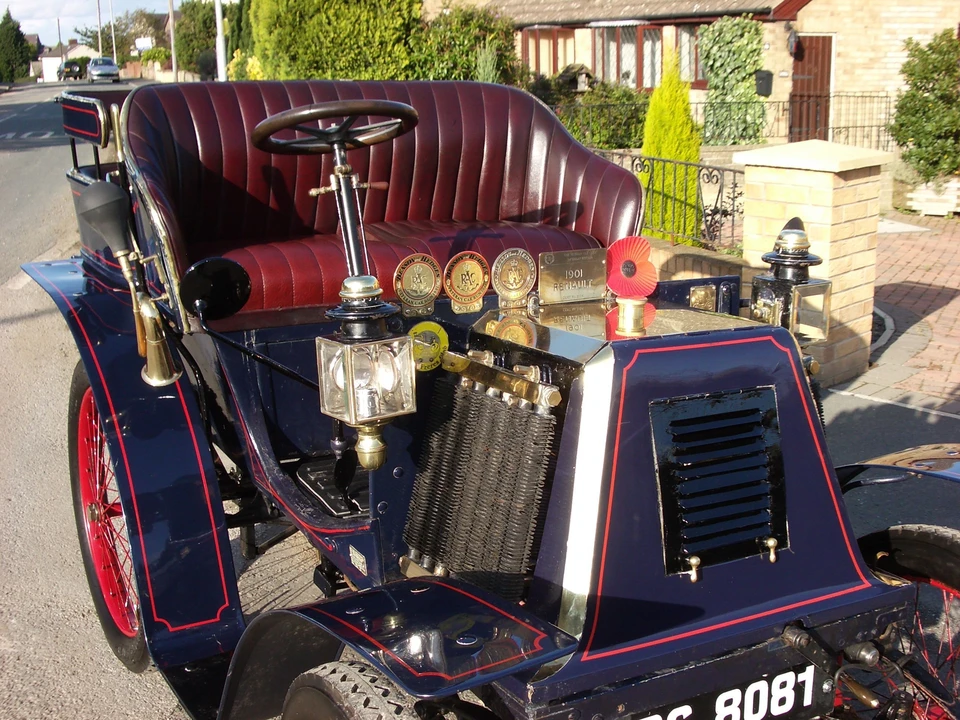 1901 Renault - Image 2 of 6