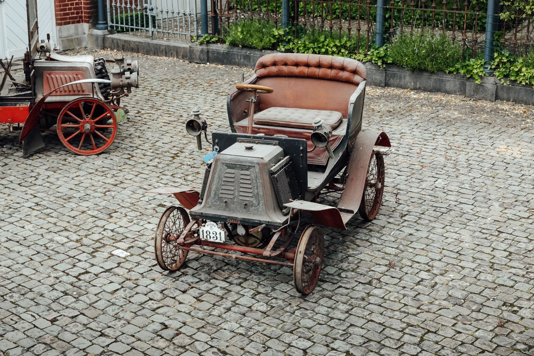 1901 Renault - Image 7 of 31