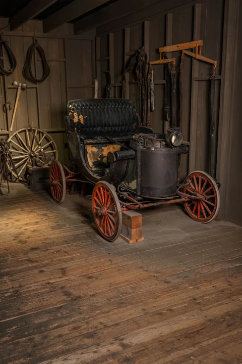 1902 Mitsubishi Chariot - Image 17 of 19