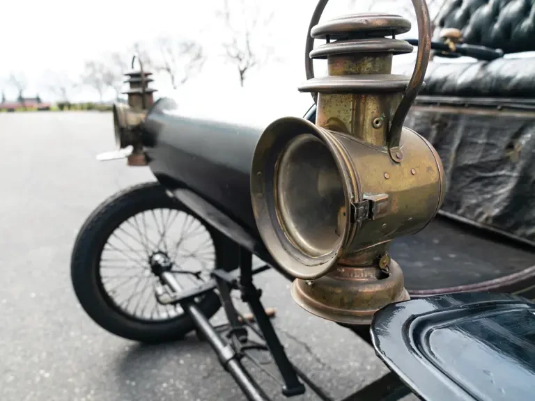 1902 Oldsmobile - Image 12 of 18