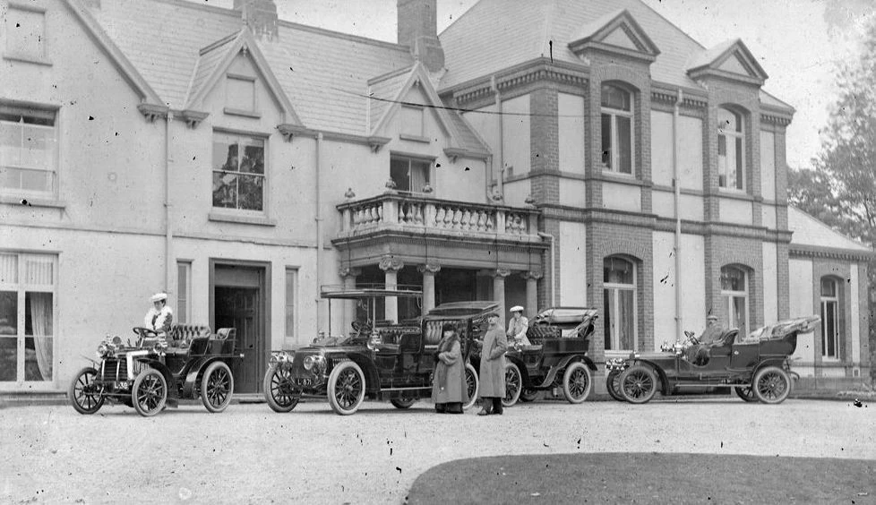 1902 Panhard - Image 2 of 24