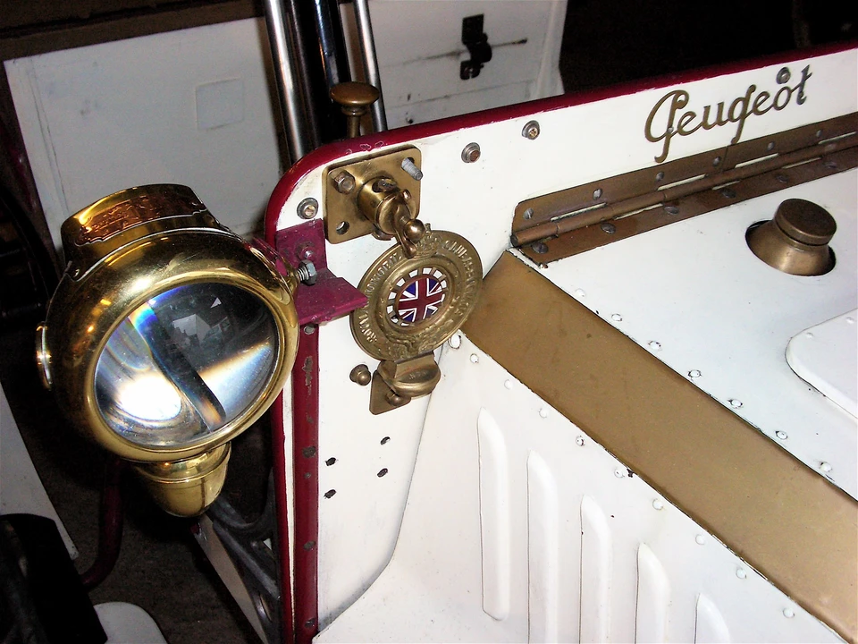 1902 Peugeot - Image 5 of 6