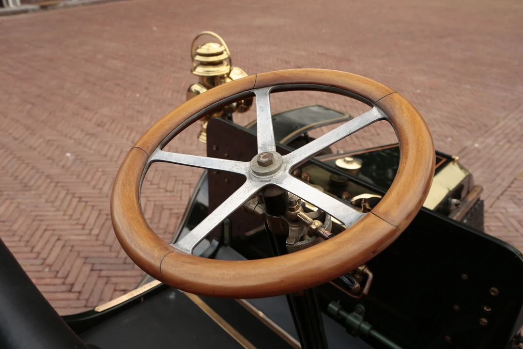 1902 Renault - Image 7 of 23