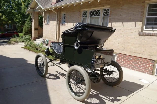 1902 White - Image 2 of 10
