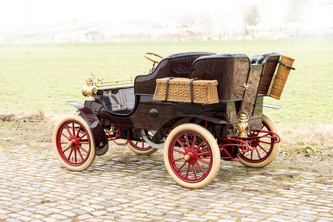 1903 Cadillac - Image 4 of 31