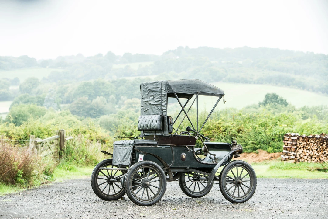 1903 Oldsmobile - Image 3 of 18