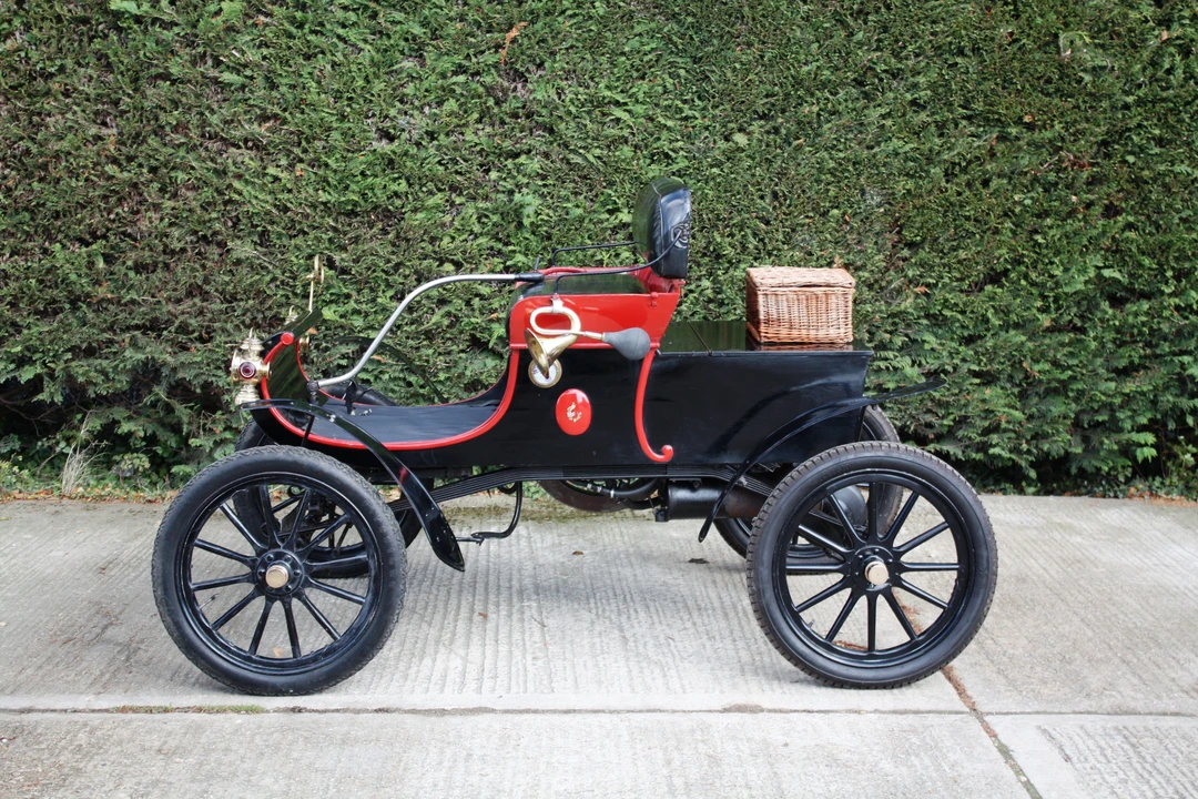 1903 Oldsmobile - Image 2 of 11