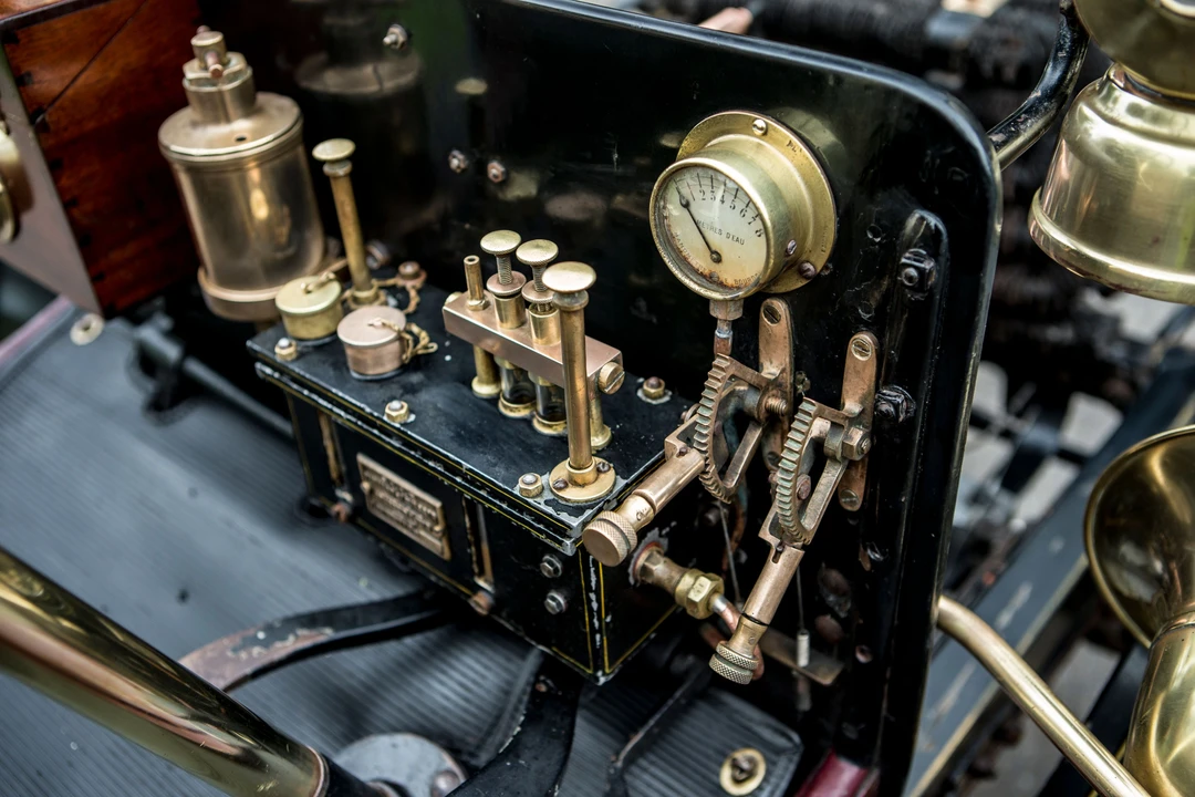 1903 Panhard - Image 2 of 31