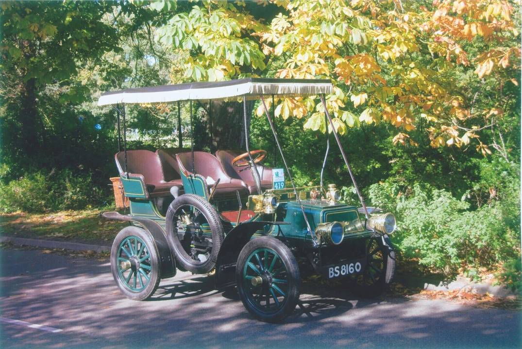 1904 Cadillac - Image 2 of 3