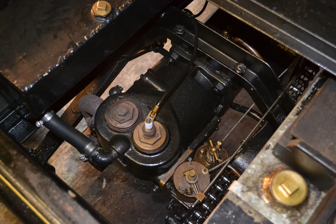 1904 Oldsmobile - Image 3 of 10