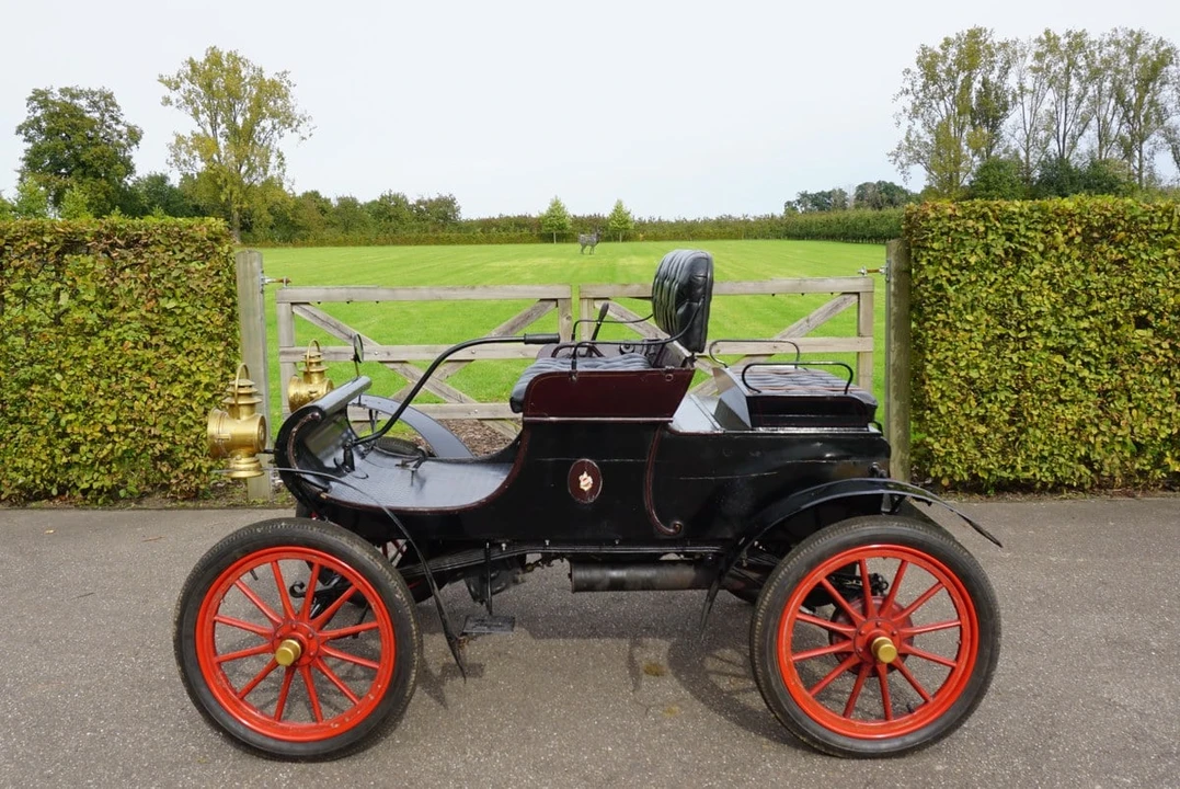 1904 Oldsmobile - Image 3 of 30