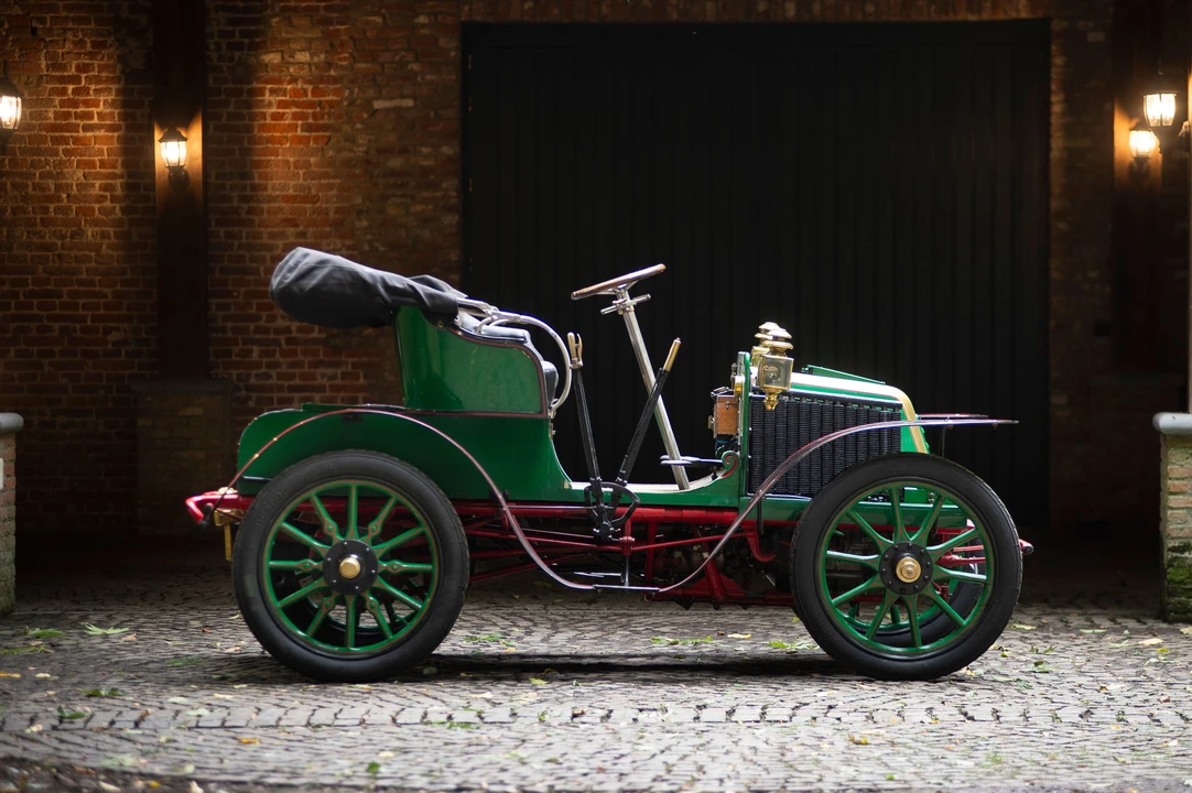 1904 Renault - Image 18 of 31