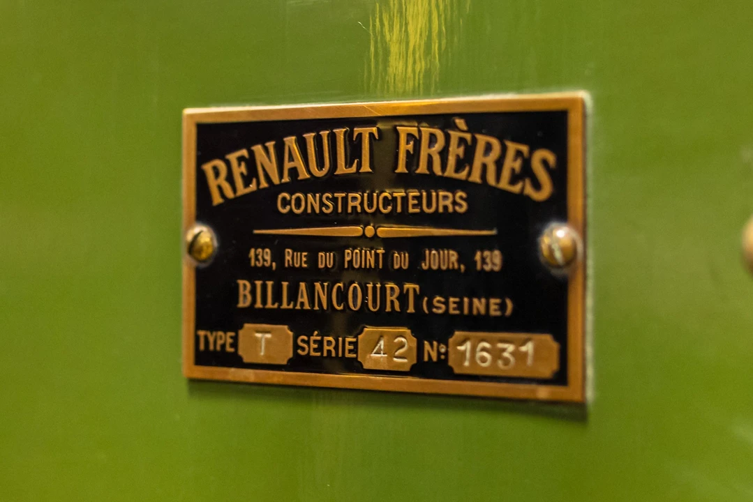 1904 Renault - Image 10 of 29