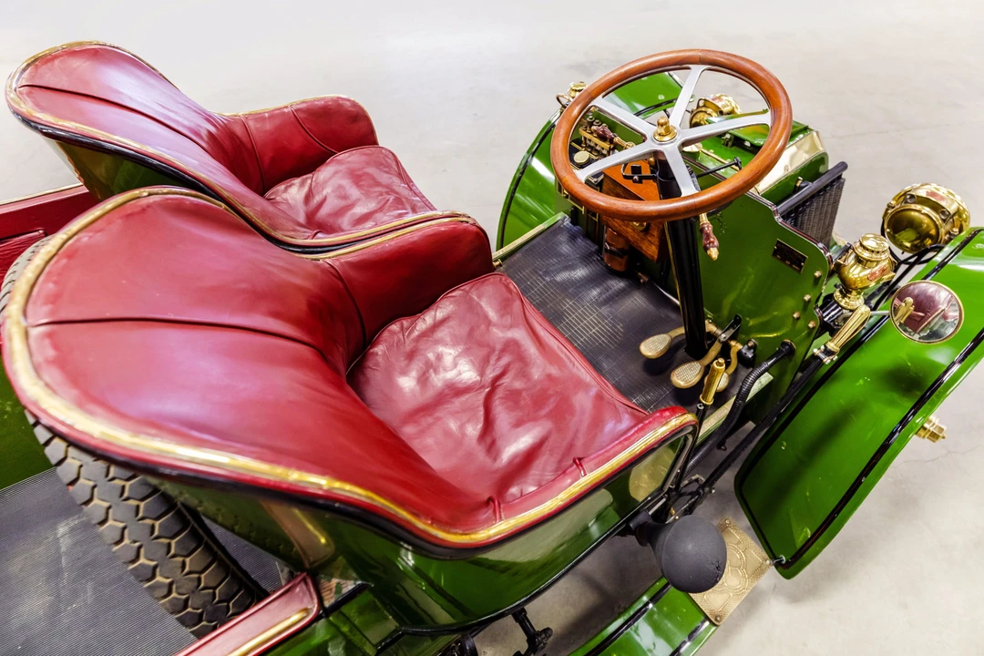 1904 Renault - Image 11 of 29