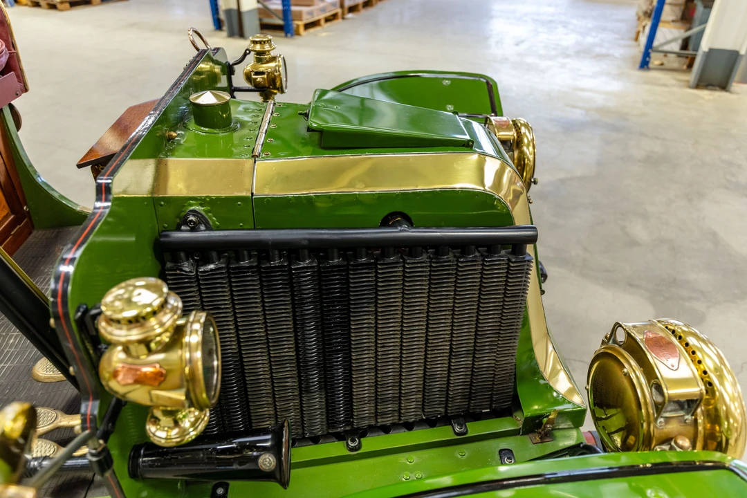 1904 Renault - Image 18 of 29
