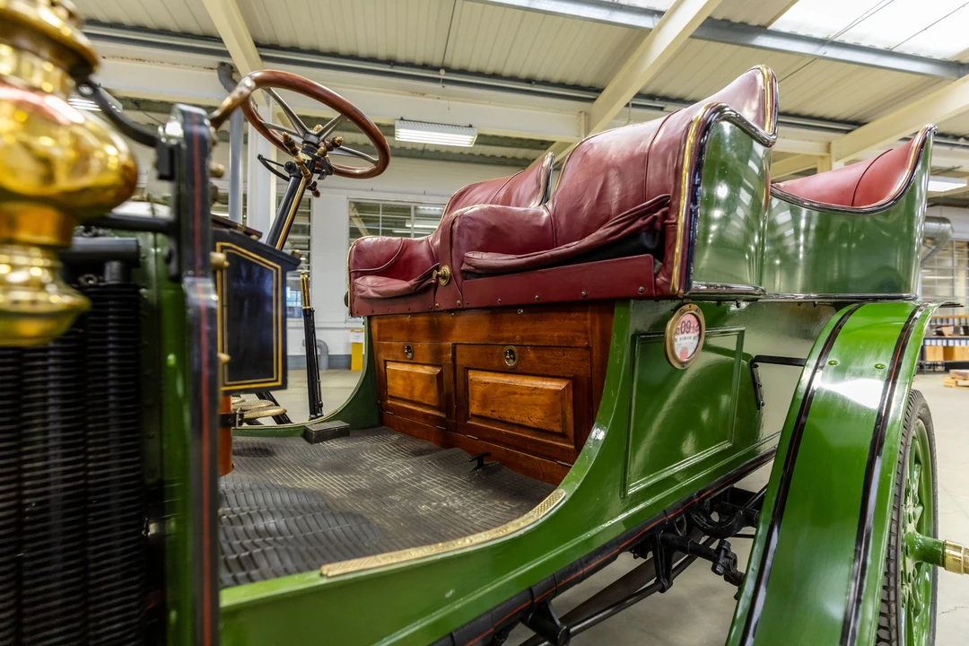 1904 Renault - Image 16 of 29