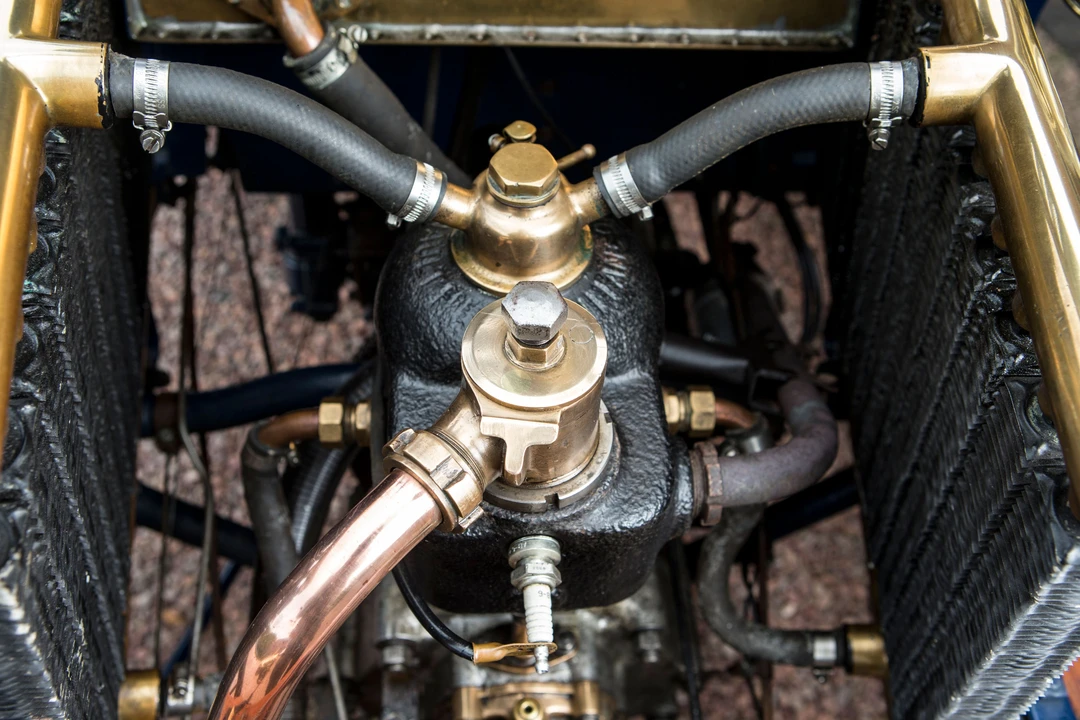 1904 Renault - Image 15 of 30