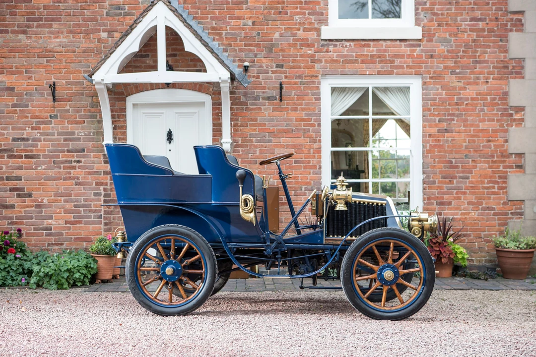 1904 Renault - Image 11 of 30