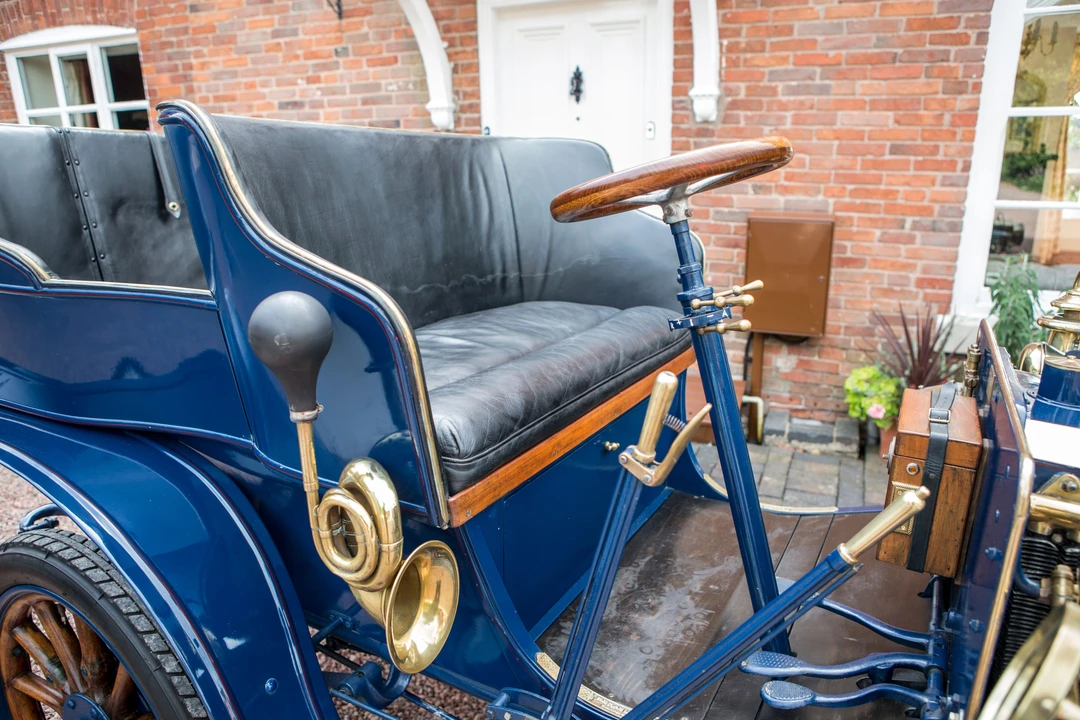 1904 Renault - Image 7 of 30
