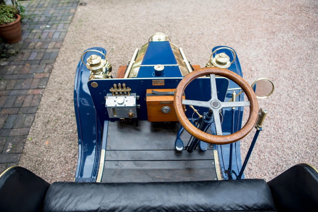 1904 Renault - Image 19 of 30