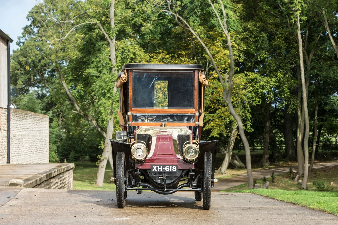 1904 Renault - Image 17 of 31