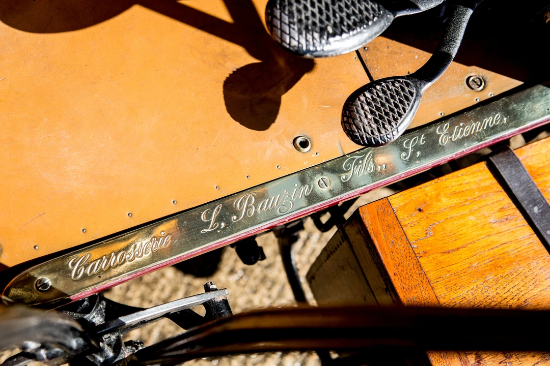 1904 Renault - Image 6 of 31