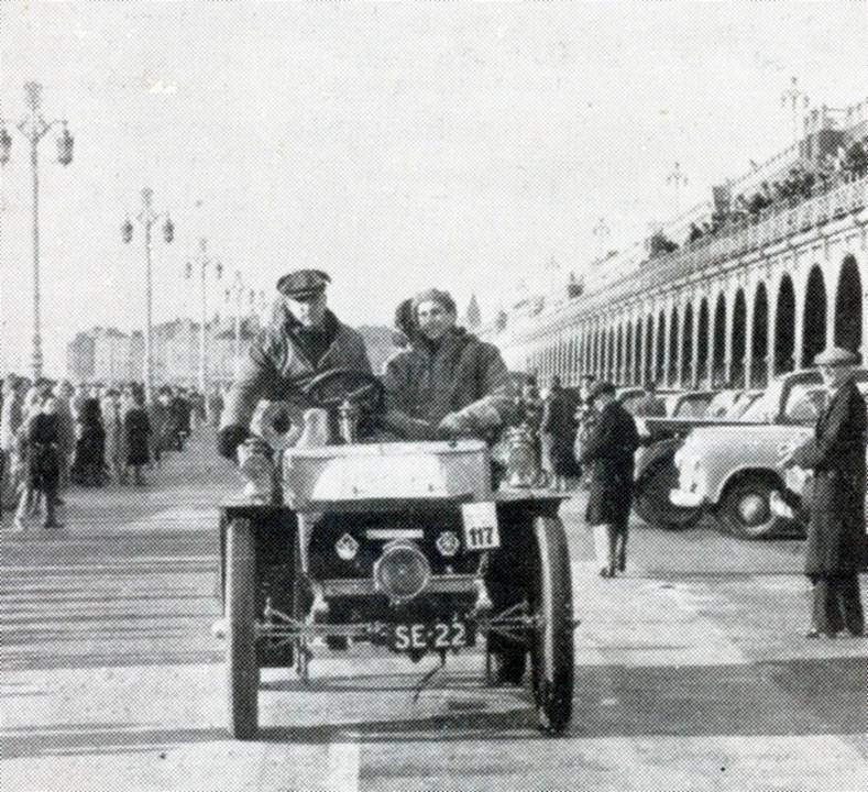 1904 Wolseley - Image 8 of 9