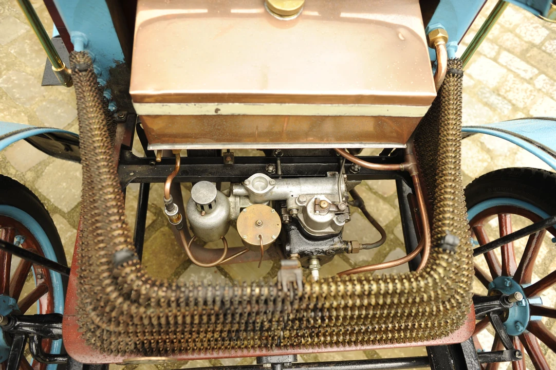 1904 Wolseley - Image 2 of 3