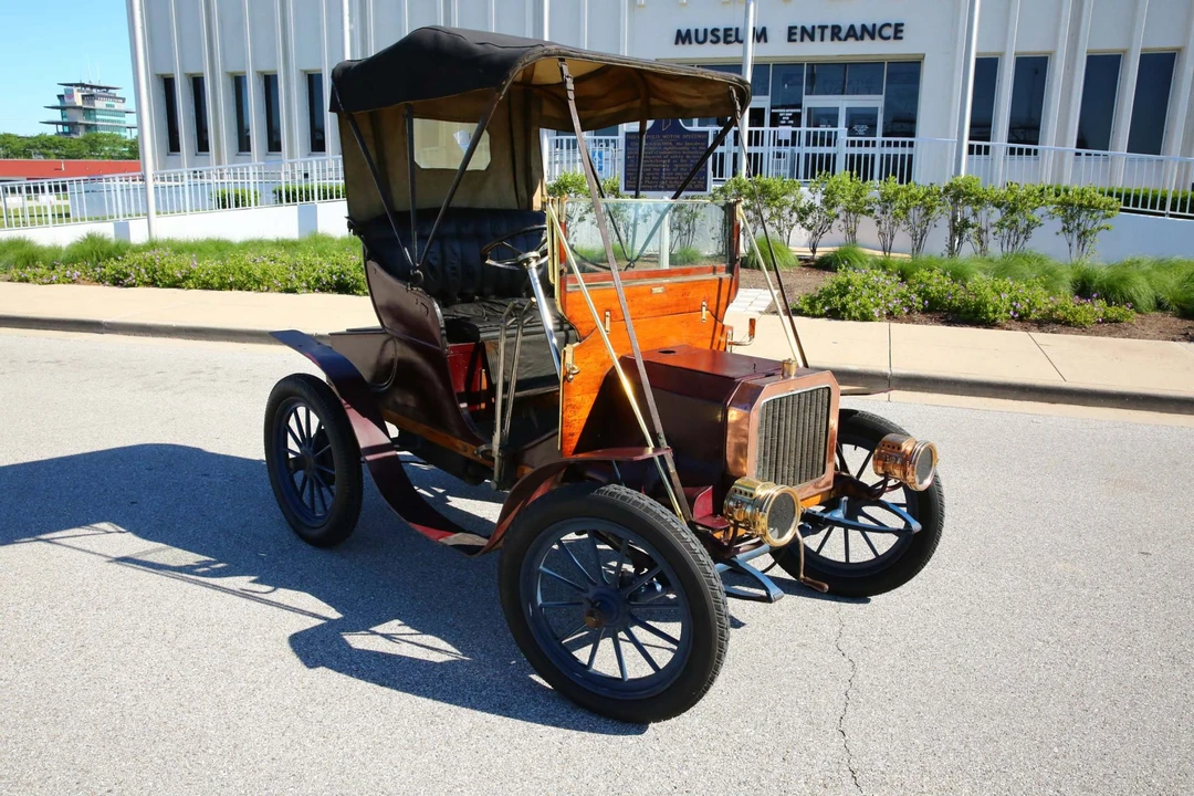 1905 Autocar - Image 1 of 31