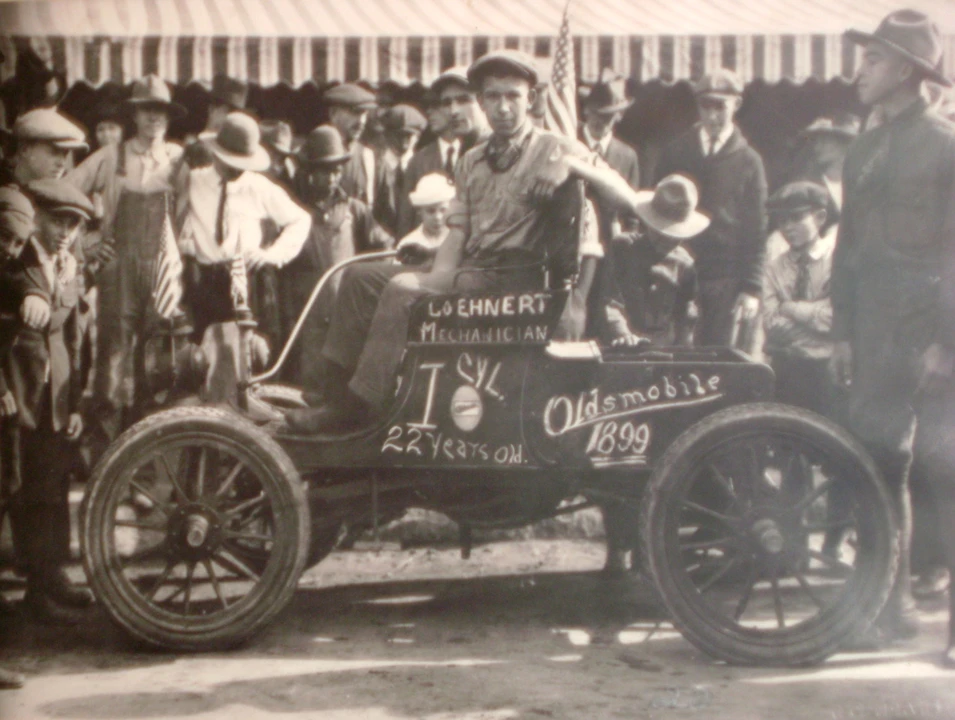 1906 Oldsmobile - Image 6 of 6