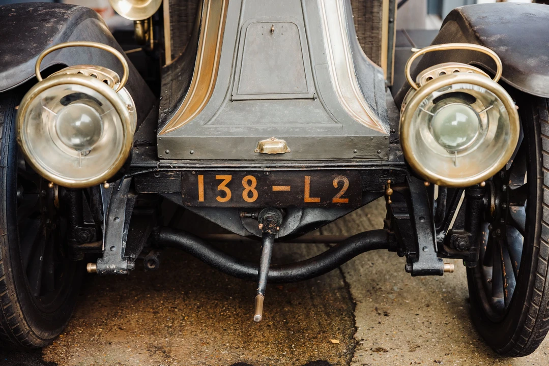 1906 Renault - Image 4 of 31