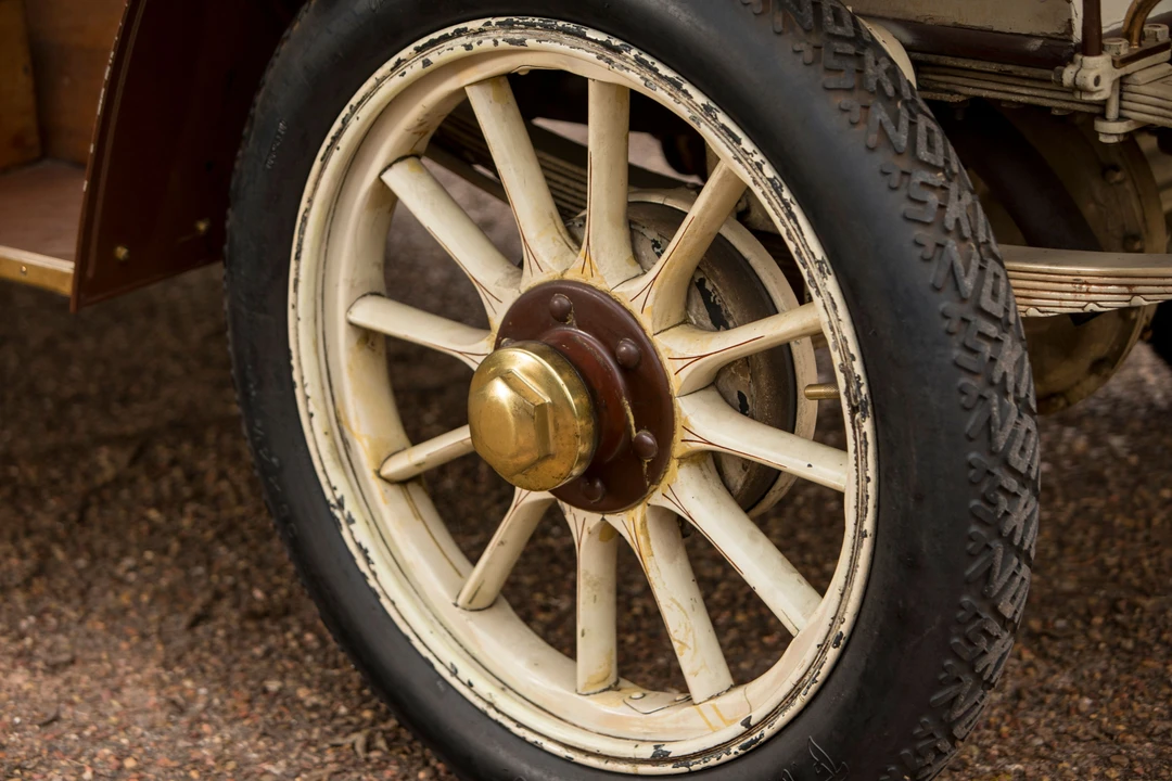 1907 Austin - Image 2 of 31